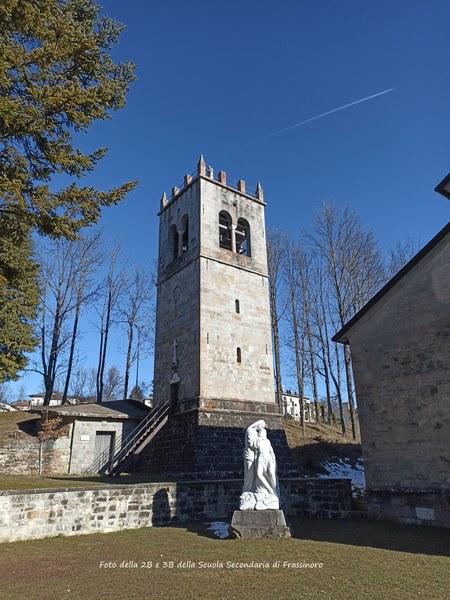 Frassinoro (Mo): campanile. Foto della 2B e 3B della Scuola Secondaria di Frassinoro